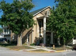 201 N State St, South Whitley, IN 46787