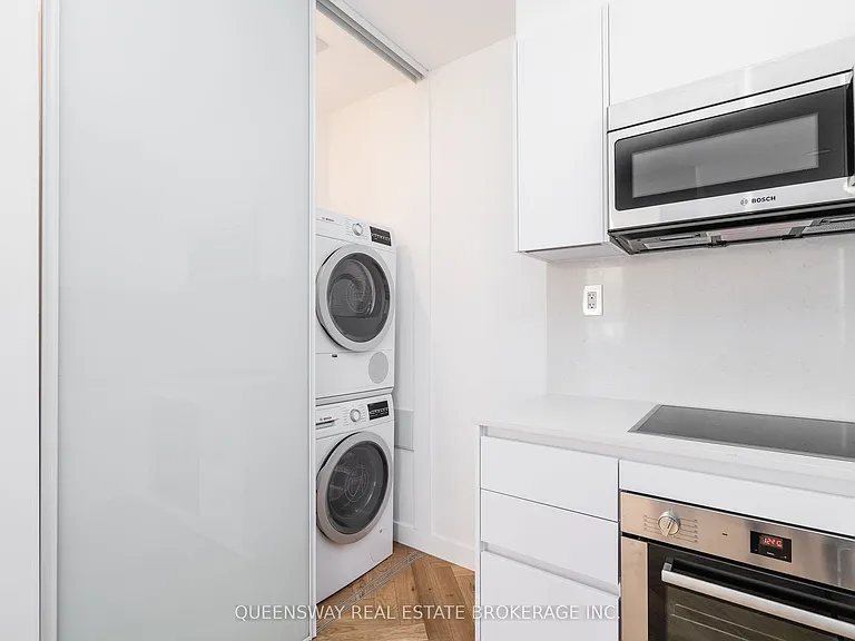 110 Wellesley St E #102 — Photo 5