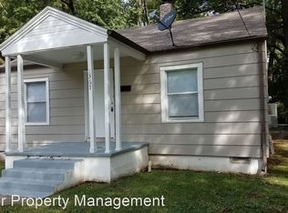 1367 E Locust St, Springfield, MO 65803
