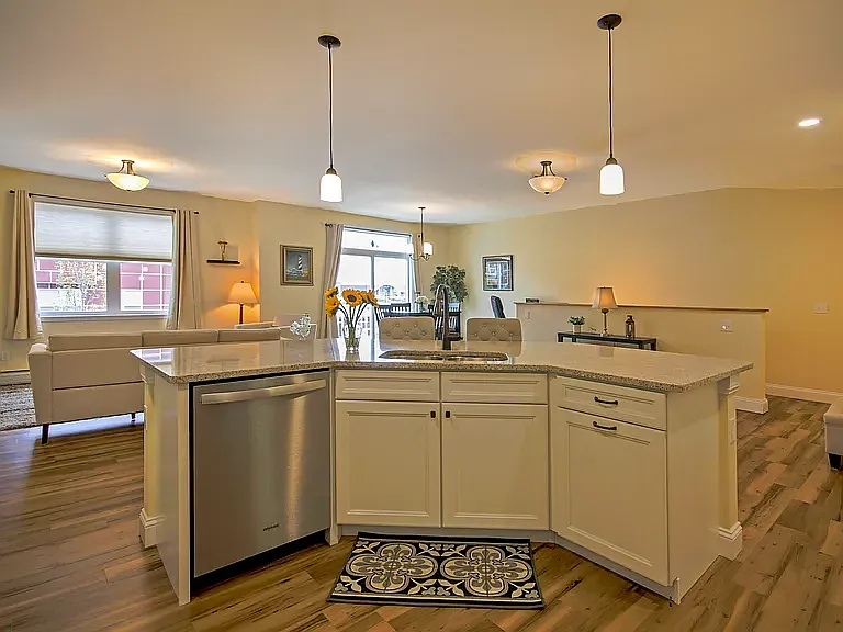 132 Stillwater Ln #5 — Photo 9