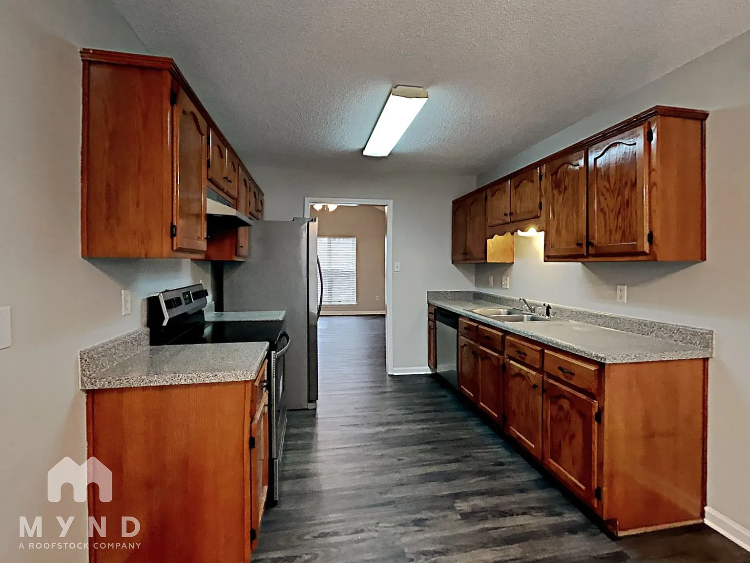 4 bed, 2.0 bath, 1653 sqft, $1,985 — Photo 4