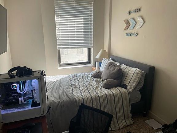 2nd image of 406 Broadway St #1