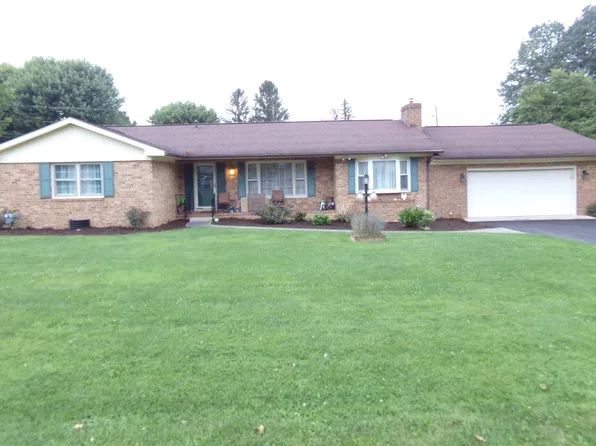 226 Shady Oak Ln, Lewisburg, WV 24901