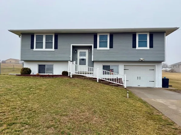 717 E South Ave, Maryville, MO 64468