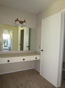 4th image of 518 S Santiago Way