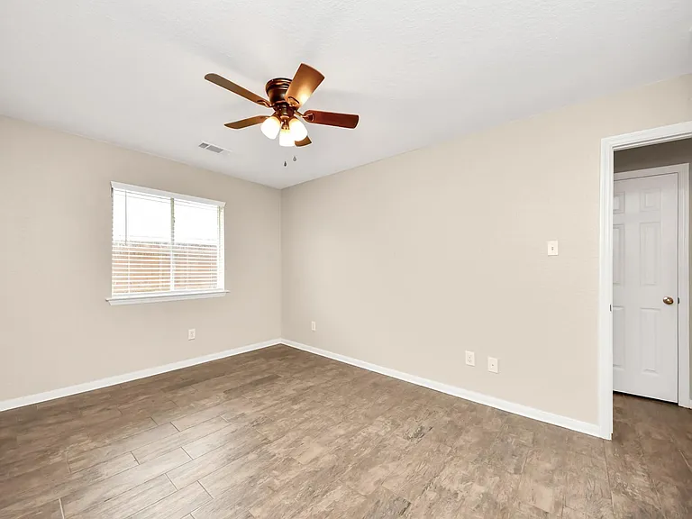 14610 Hazy Ridge Ln — Photo 33