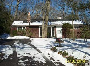 246 Beverly Rd, South Huntington, NY 11746