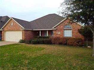 505 Valarie Ln, Midlothian, TX 76065