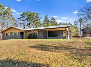 412 Shelia Dr NE, Dalton, GA 30721