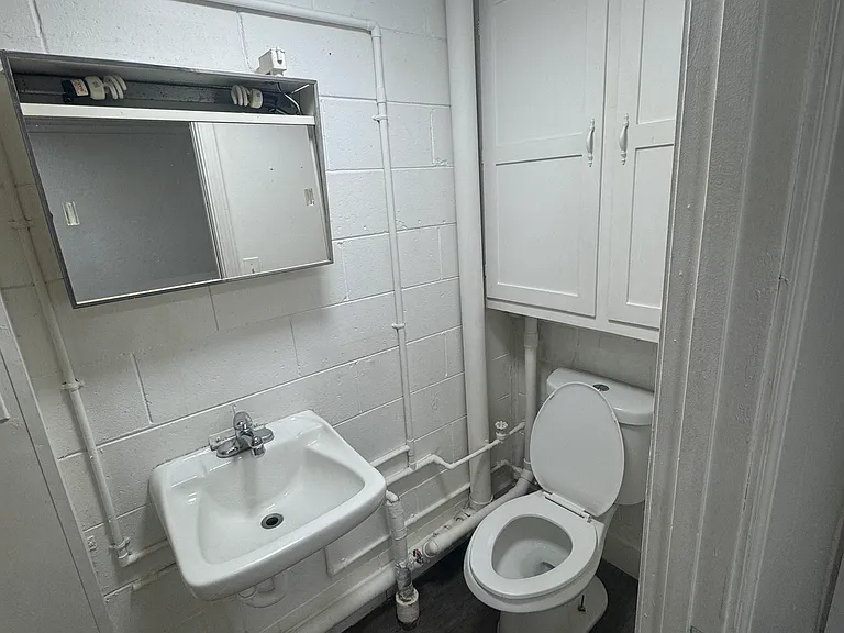 124 S Fern St — Photo 3