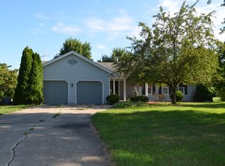 25303 E 130th St, Greenwood, MO 64034