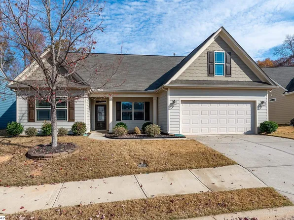 205 Nearmeadows Way, Simpsonville, SC 29681