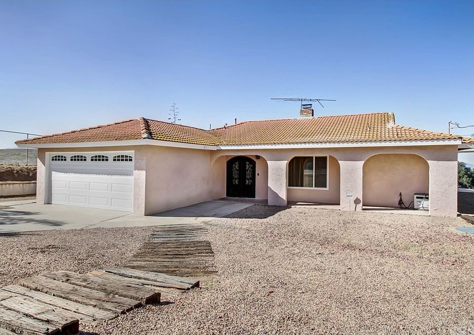 1st image of 20995 Villa Knoll Dr