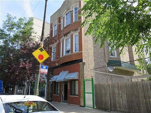 2nd image of 1041 N California Ave #2