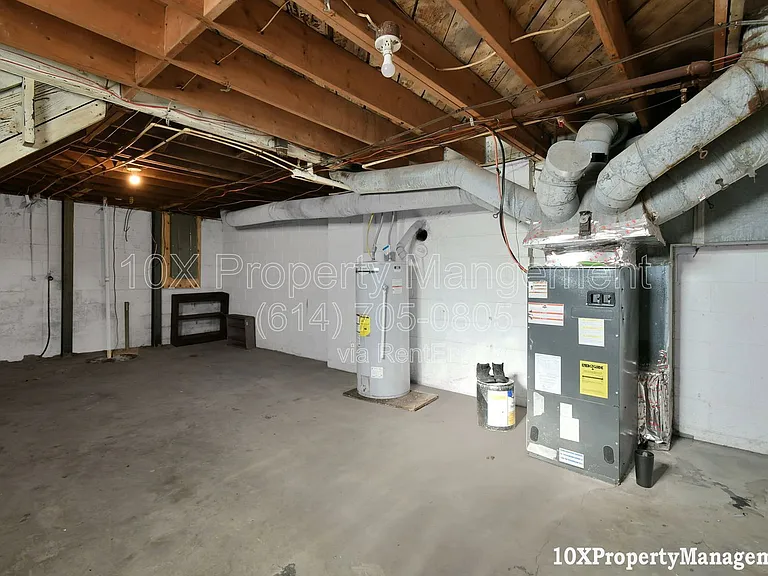 455 S Napoleon Ave — Photo 19