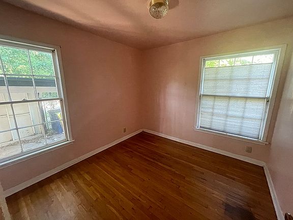5th image of 4501 Gillis St