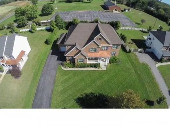 6 Alexis Ct, Mickleton, NJ 08056