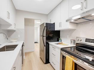 7155 134th St #104, Surrey, BC V3W 4T1