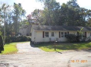 53 Swan Ave, Worcester, MA 01602