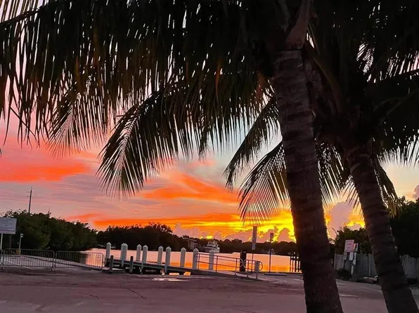 1280 Harbor Dr, Marathon, FL 33050