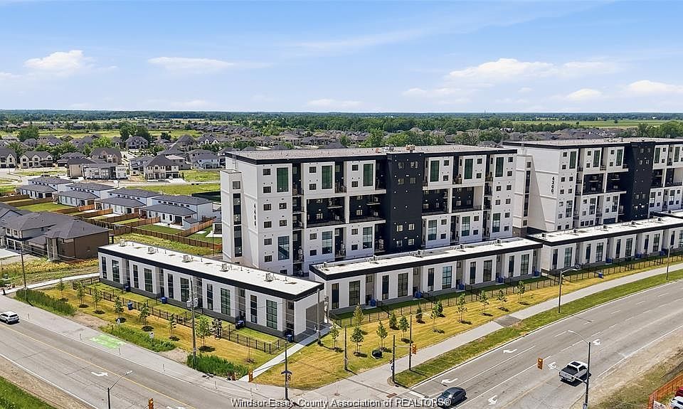 1st image of 4300 Laurier Pkwy #624