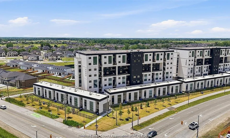 4300 Laurier Pkwy #624