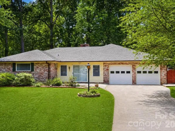 328 Brookwood Dr, Granite Quarry, NC 28146