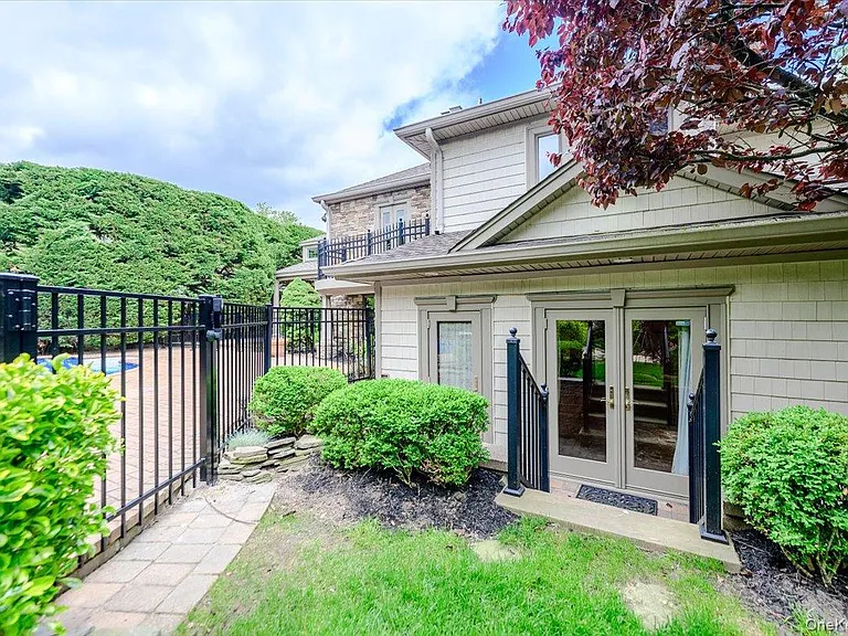 47 Shoreham Rd — Photo 27