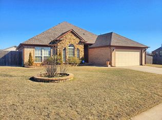 329 Madison Place Dr, Moore, OK 73160