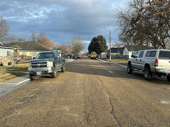 4th image of 219 E Spruce St