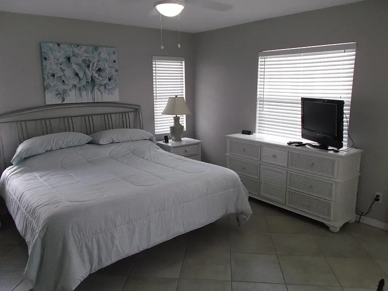 449 Royal Poinciana #221 — Photo 8