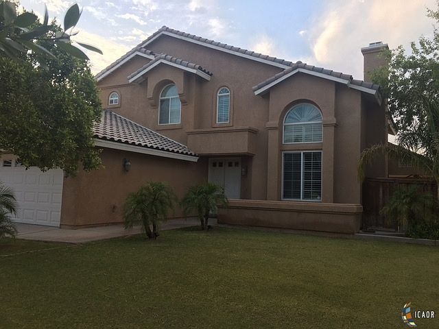 1st image of 2750 Sandalwood Dr