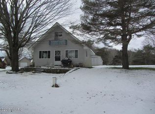 9958 Saddlehorn Dr, Evart, MI 49631