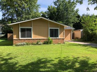 1929 W Lynn St, Springfield, MO 65802
