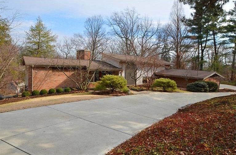 1st image of 504 Hickory Hill Ln