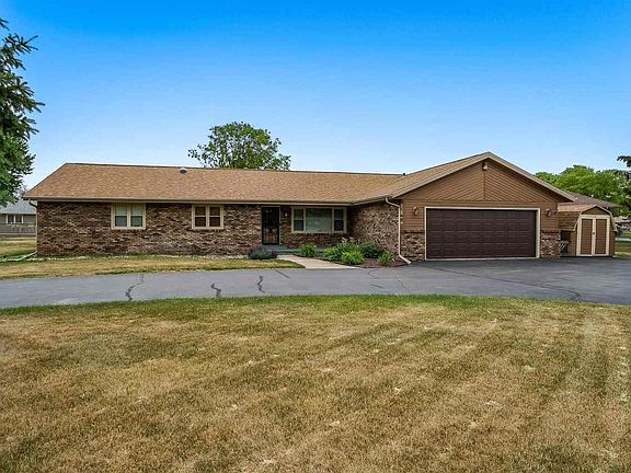 2nd image of 6641 Hayfield Ln