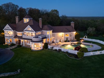 7 Long Meadow Lane, Redding, CT, 06896