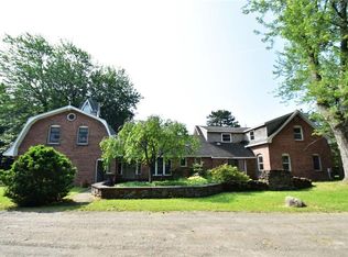 1014 Bay Rd, Webster, NY 14580