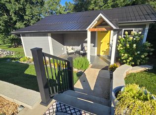 111 N 3rd Ave, Maiden, NC 28650