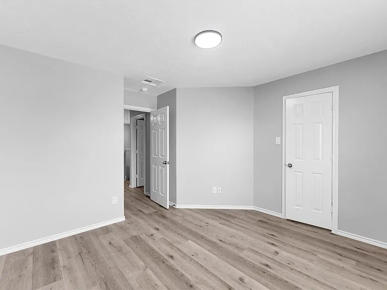 16007 Sandy Path Ln — Photo 37