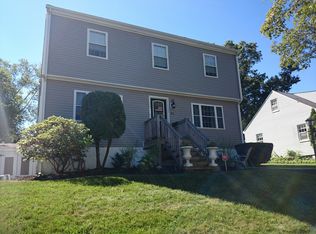 92 Buchanan Rd, West Roxbury, MA 02132