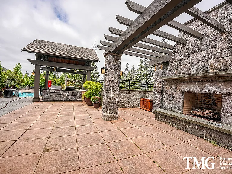 10424 SW Windwood Way — Photo 46