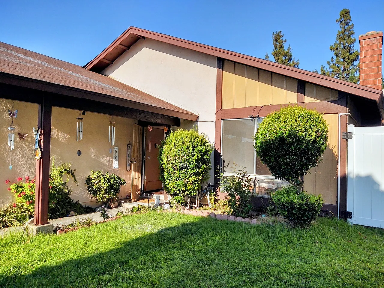 3 bed, 1386 sqft, $3,650 — Photo 1