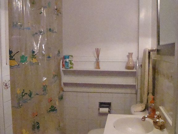 1st floor full bath
