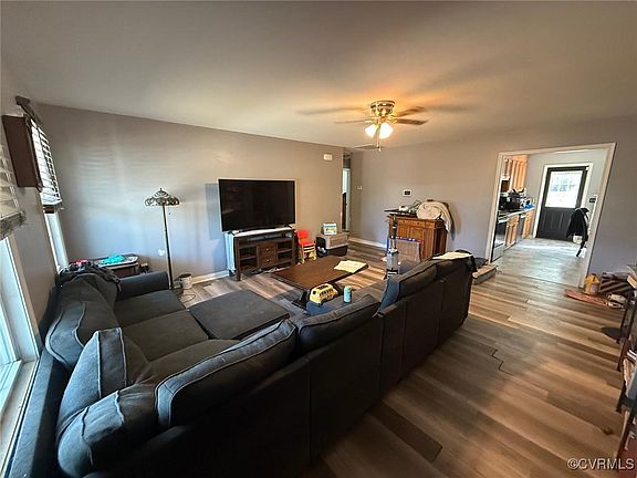 2nd image of 4009 Moss Point Dr
