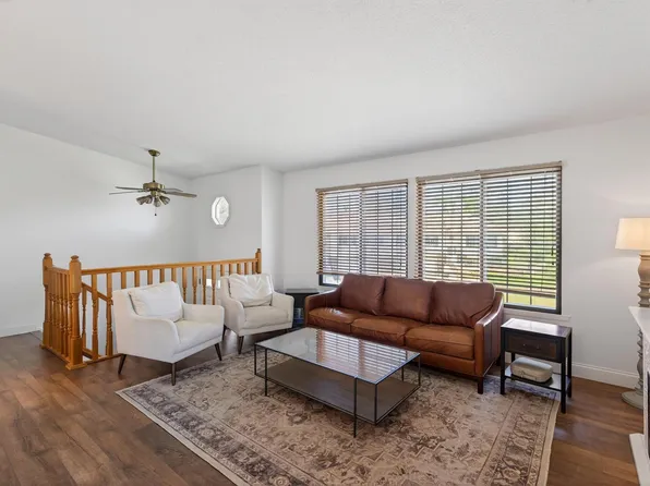 4450 Clover Ln, Eagan, MN 55122