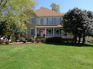 1018 High Grove Ln, Forest, VA 24551