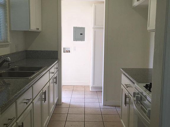 3rd image of 795 N Los Robles Ave #795
