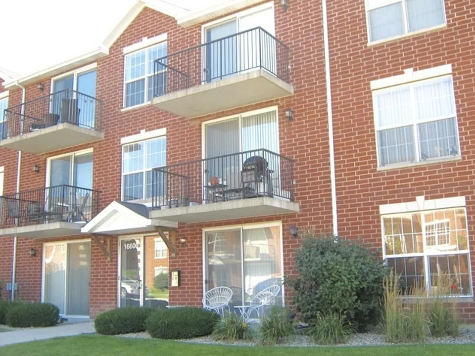16600 Liberty Cir #3NW