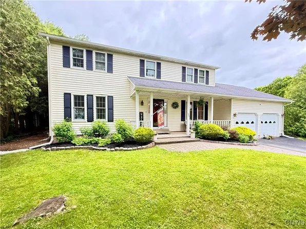 550 Sayles St, Oneida, NY 13421